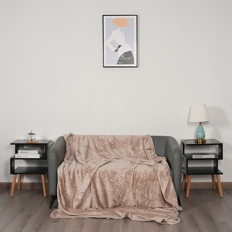 Qu'est-ce qu'une couverture double couche et en quoi est-elle différente d'une couverture ordinaire ?